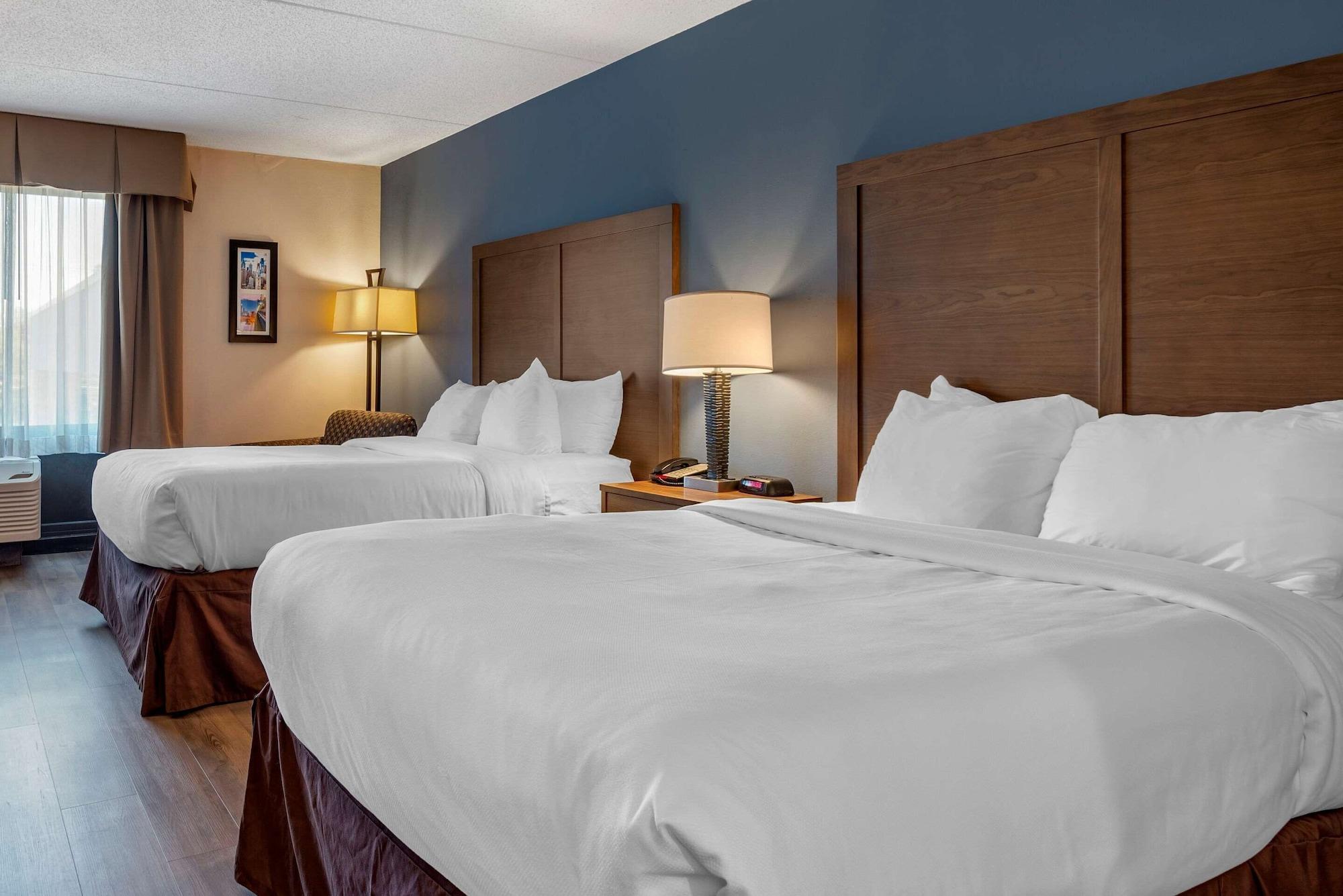 Days Inn By Wyndham Horsham Philadelphia Bagian luar foto