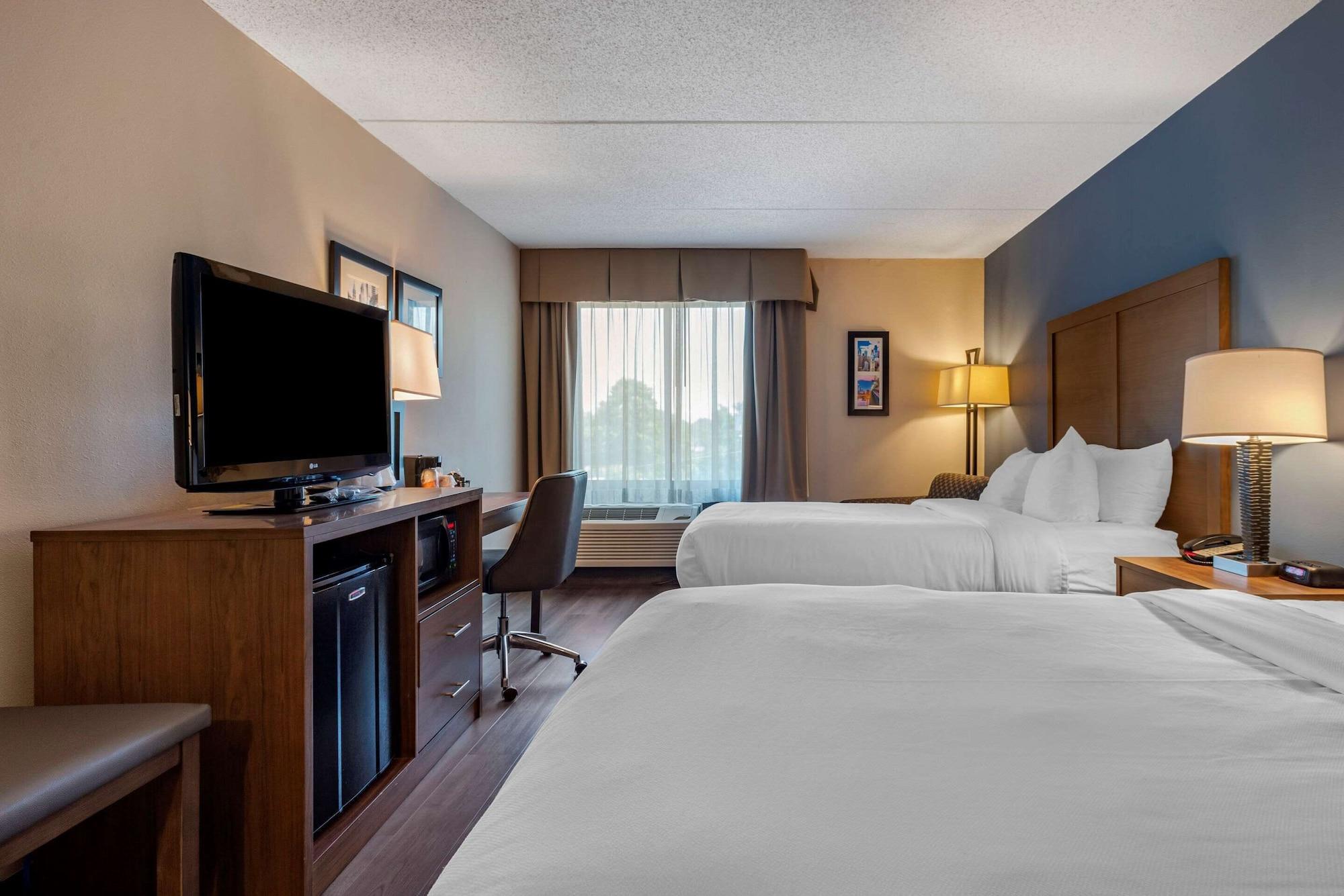 Days Inn By Wyndham Horsham Philadelphia Bagian luar foto