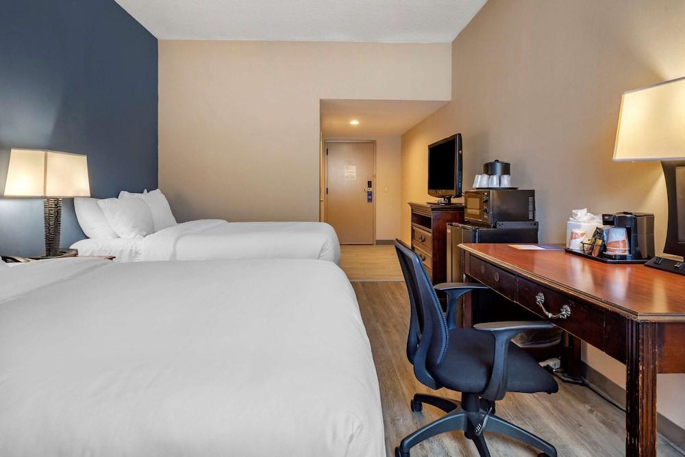 Days Inn By Wyndham Horsham Philadelphia Bagian luar foto