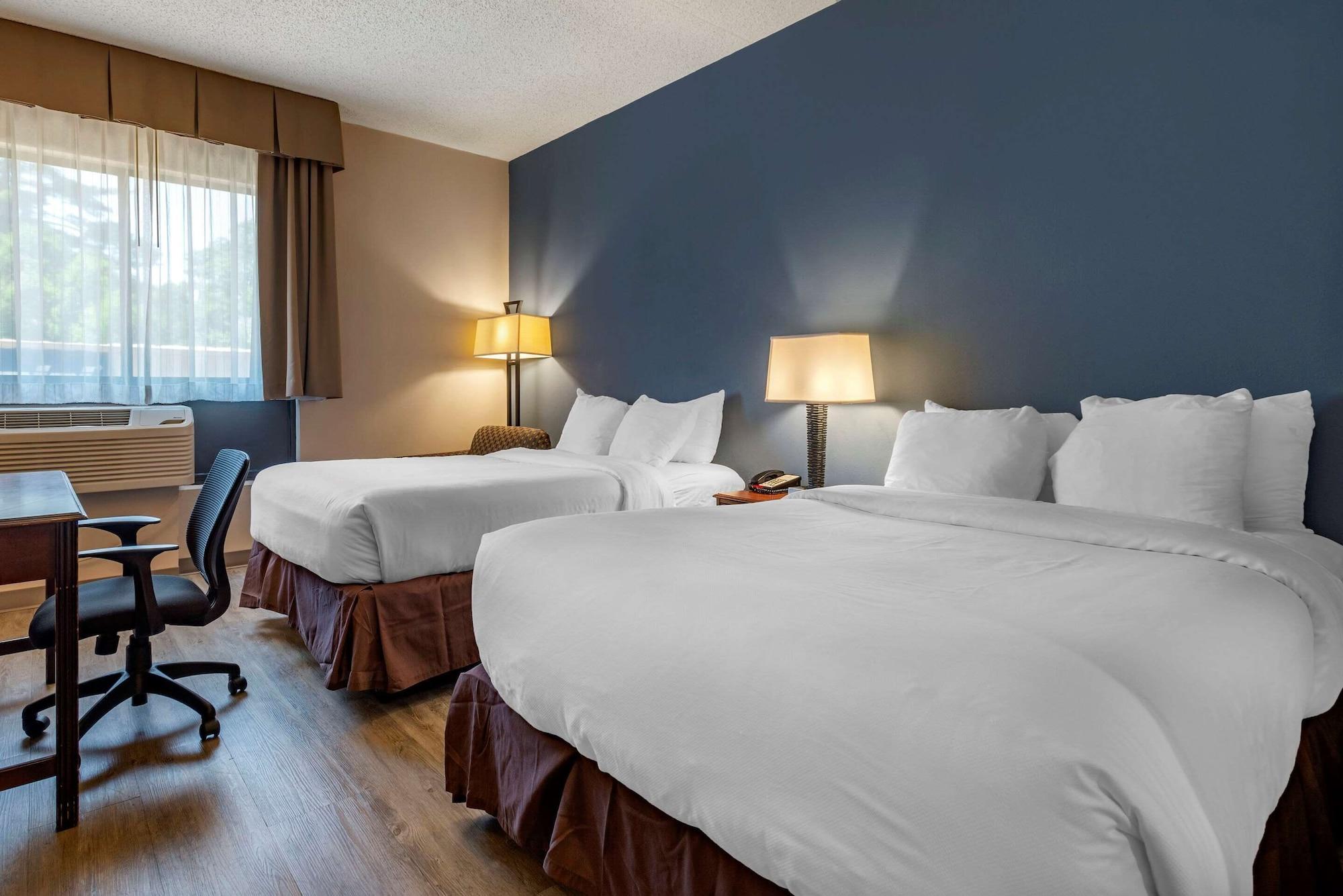 Days Inn By Wyndham Horsham Philadelphia Bagian luar foto
