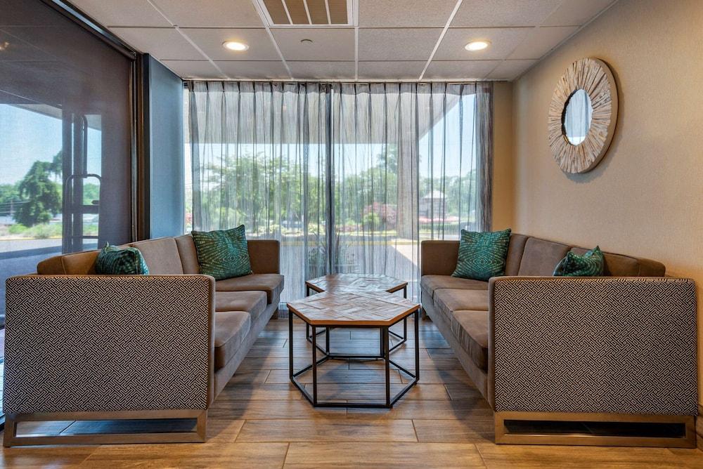 Days Inn By Wyndham Horsham Philadelphia Bagian luar foto