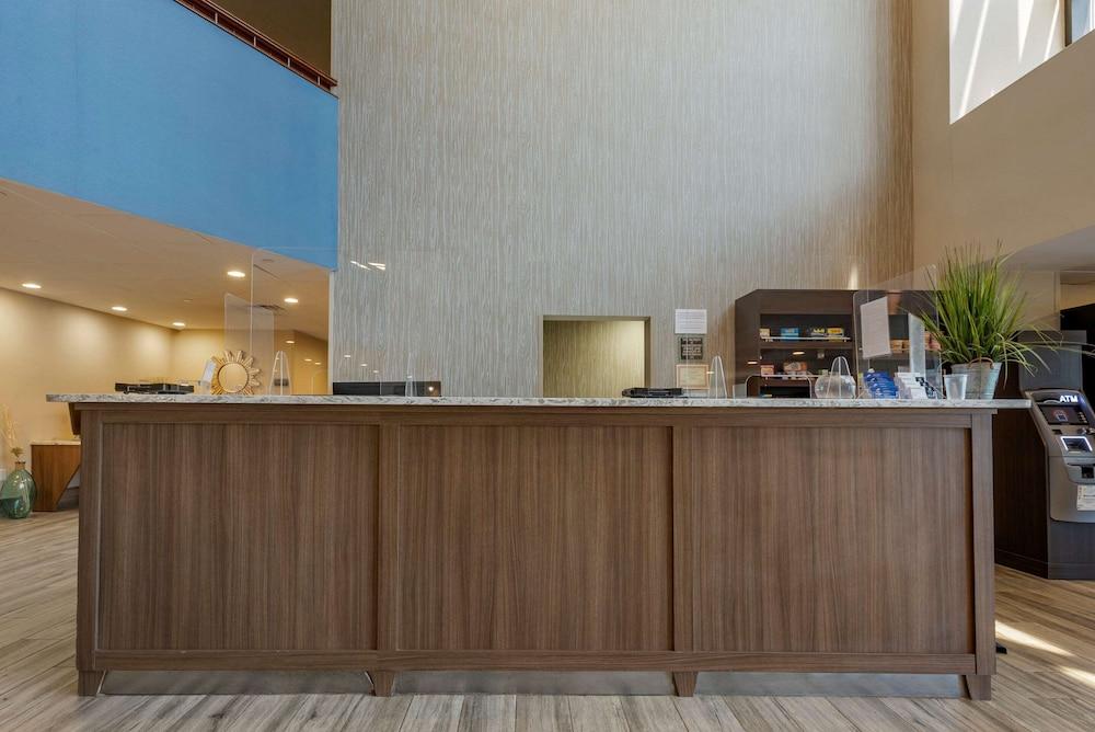 Days Inn By Wyndham Horsham Philadelphia Bagian luar foto